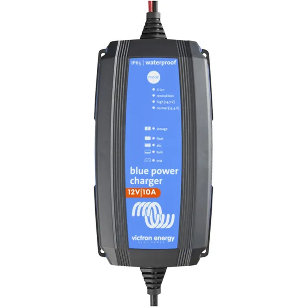 Chytrá nabíječka baterií BlueSmart 24V/8A IP65+DC konektor