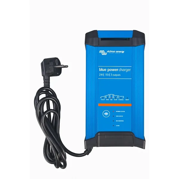 Chytrá nabíječka baterií BlueSmart 24V/16A (3) IP22
